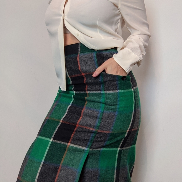 Vintage High Waisted Wool Plaid Longline Skirt - Picture 8 of 9